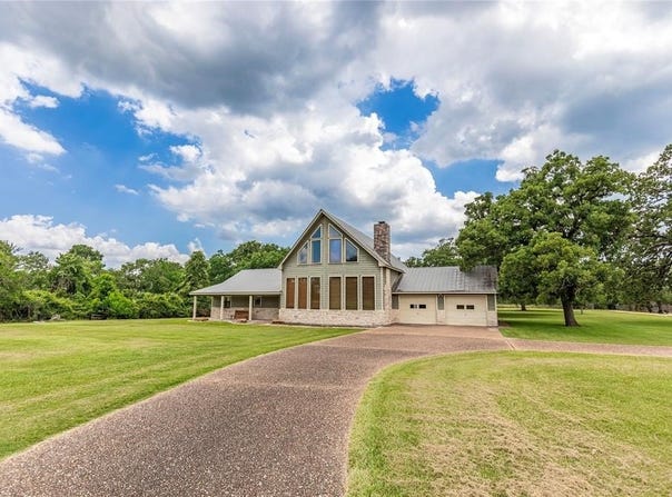 2521 Hwy 36 N, Bellville, TX 77418