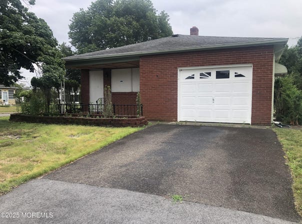 12 Tortola Street, Toms River, NJ 08757