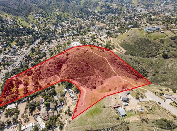 10131 Johanna Avenue, Sunland, CA 91040