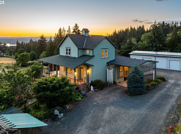 1690 CLOVERDALE RD, Kalama, WA 98625
