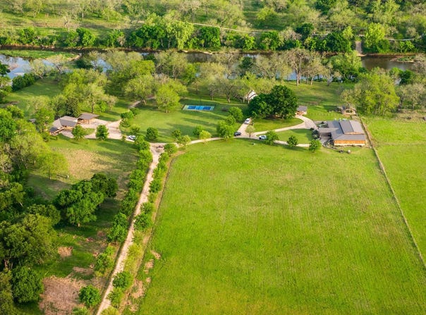 100 Private Road 213, Whitney, TX 76692