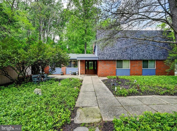 3604 BARBERRY CT, PIKESVILLE, MD 21208
