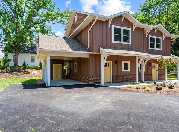 263 N Church St, Marion, VA 24354