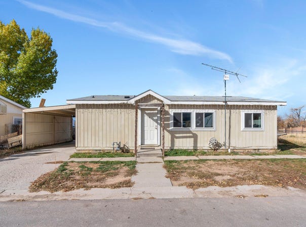 810 E 200 S, Mt Pleasant, UT 84647