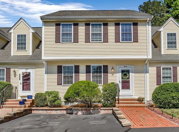 627 Thurston St, Wrentham, MA 02093