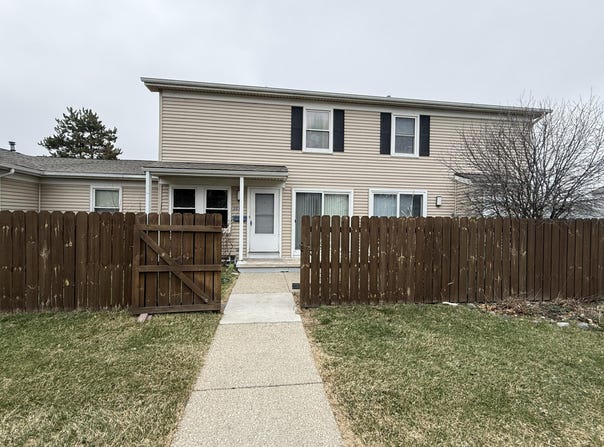 2884 Roundtree Boulevard, Ypsilanti, MI 48197