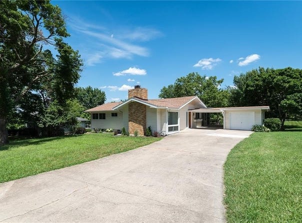 5750 W 51st Street, Mission, KS 66202