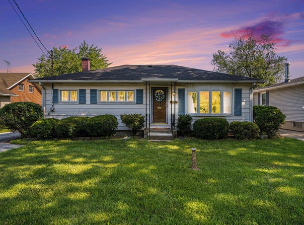2841 43rd Street, Highland, IN 46322