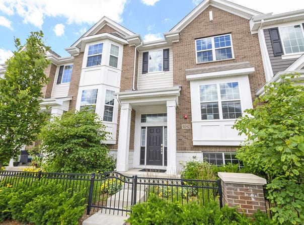 9242 143rd Street, Orland Park, IL 60462
