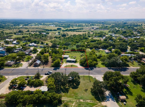3 st S, Lometa, TX 76853