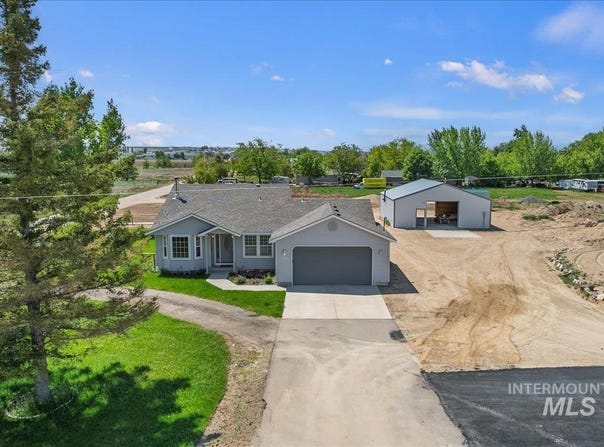 7267 Bowmont Rd, Nampa, ID 83686-9523