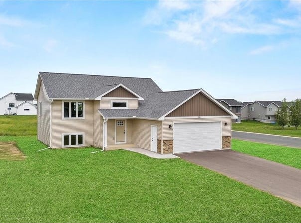 198 Pintail Street, Baldwin, WI 54002