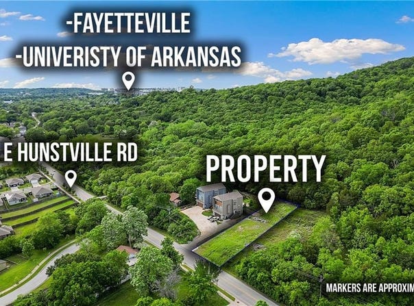 1066  E Huntsville  RD, Fayetteville, AR 72701