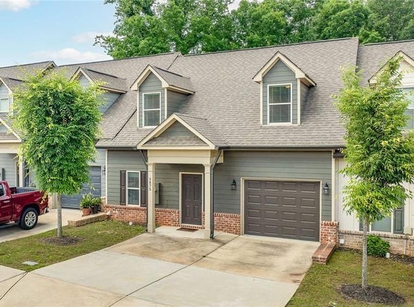3875 Valley View Court, Gainesville, GA 30501