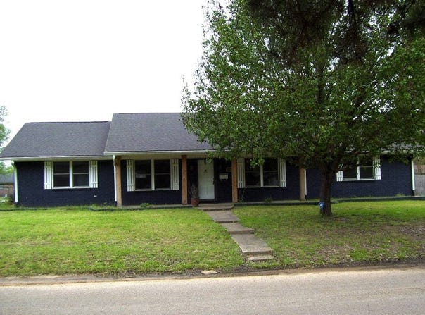 1511  LEONA DR, Ashdown, AR 71822