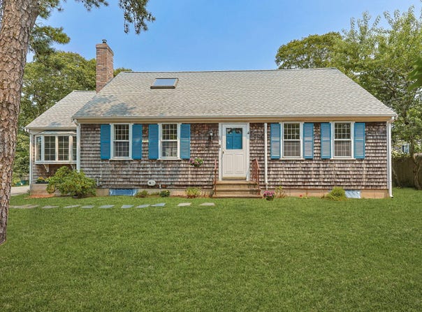 20 Restabit Road, Harwich, MA 02645