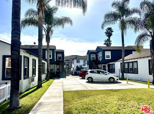 604 E CHEVY CHASE Dr, GLENDALE, CA 91205