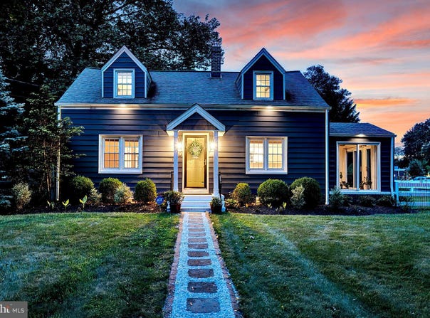 10 SHAW DRIVE, KINGSTON, NJ 08528