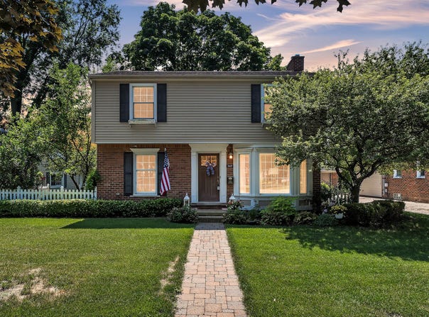 31609 W Chicago, Livonia, MI 48150