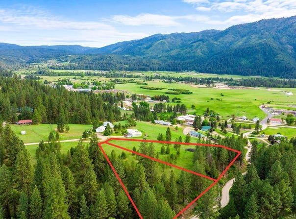29 Woodland Dr., Garden Valley, ID 83622