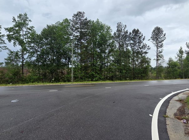 Highway 29, New Augusta, MS 39462