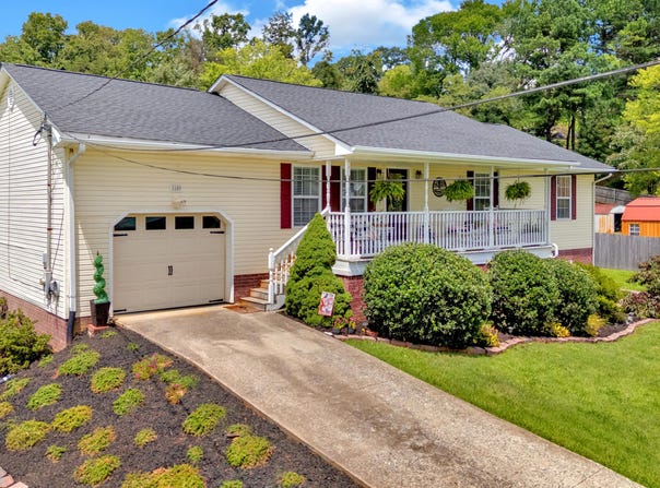 1109 Greenlee Drive, Jonesborough, TN 37659