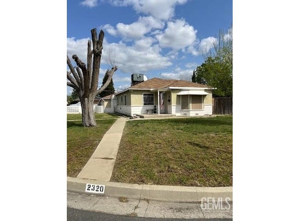 2320 Olympic Drive, Bakersfield, CA 93308