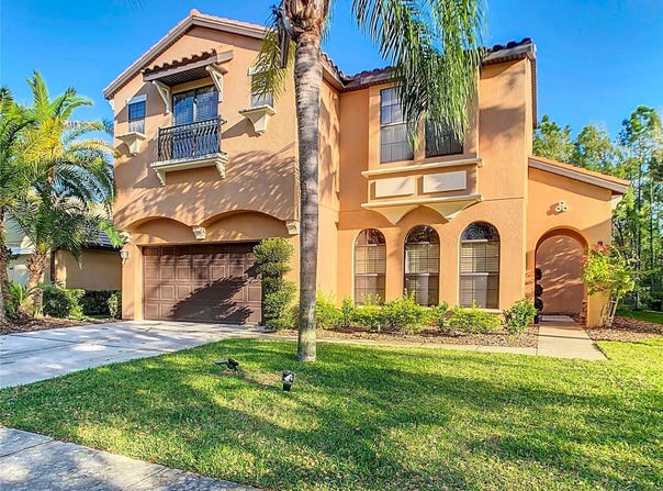 8264 DUNHAM STATION DRIVE, TAMPA, FL 33647