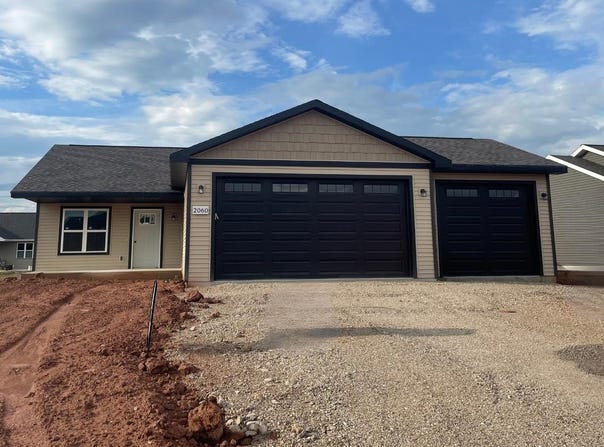 2060 RED FOX Lane, KAUKAUNA, WI 54130