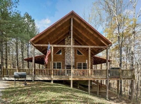 19402 Kalklosch Road, Logan, OH 43138