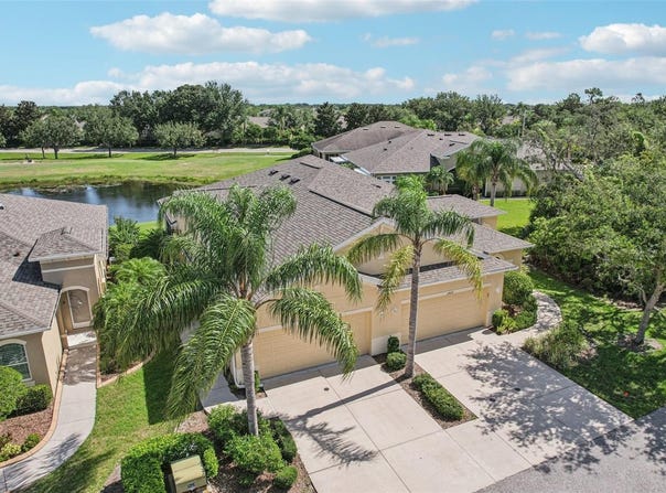 2427 NOTTINGHAM GREENS DRIVE, SUN CITY CENTER, FL 33573
