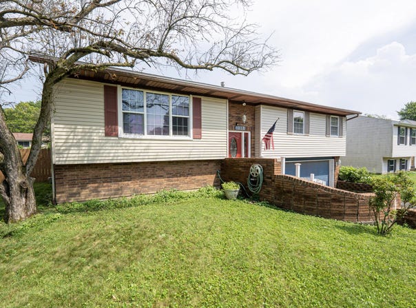 1328 Hilton Drive, Reynoldsburg, OH 43068