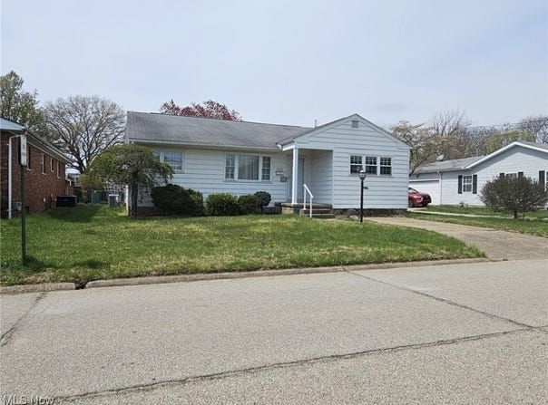 3509 11th Avenue, Vienna, WV 26105