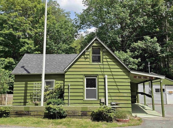 42 Upper Knight Street, Keene, NH 03431