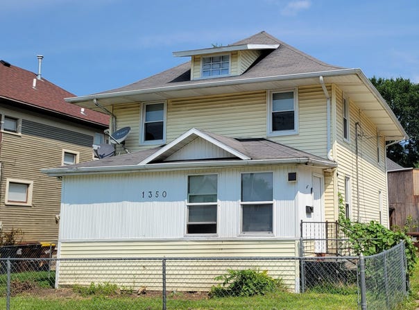 1350 Greenwood, ROCKFORD, IL 61107