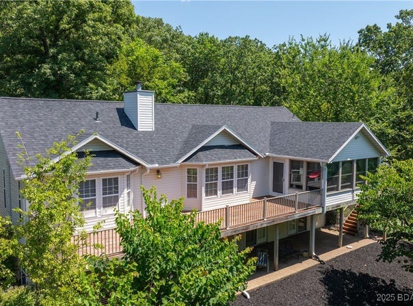 165 Lake Shadow Rd, Sunrise Beach, MO 65079