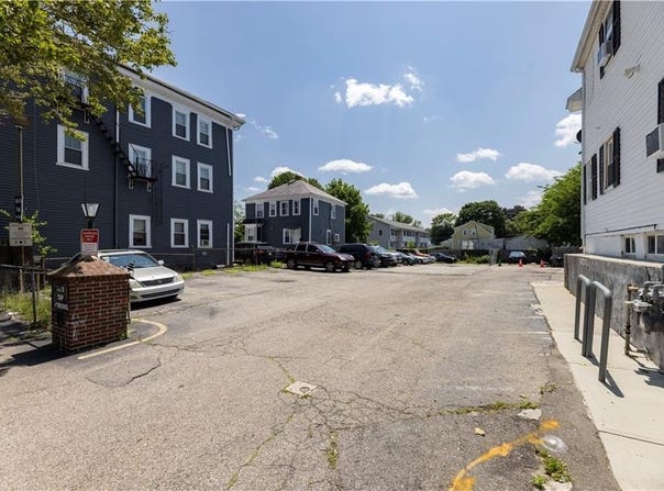 616 Union Avenue, Providence, RI 02909
