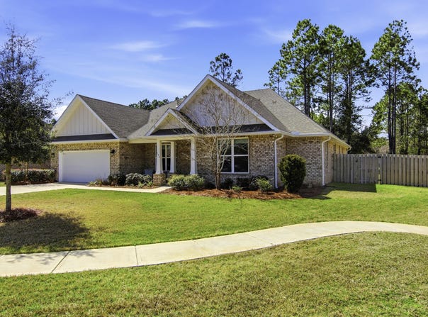 296 Symphony Way, Freeport, FL 32439