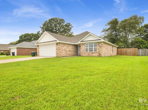 132 Oakwood Avenue, Fairhope, AL 36532