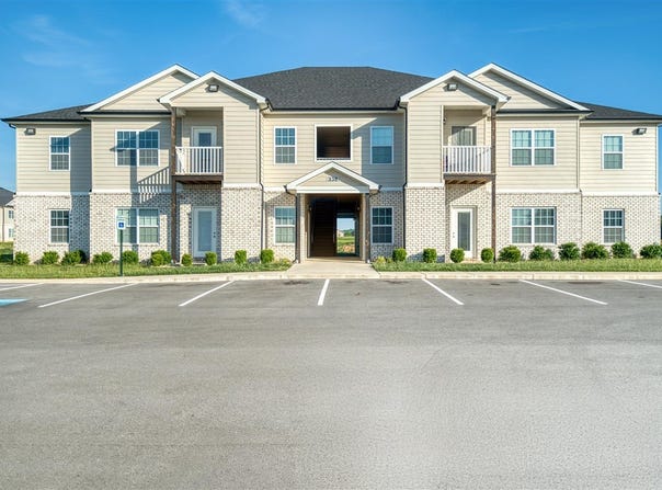 338 Hillview Mills, Bowling Green, KY 42101