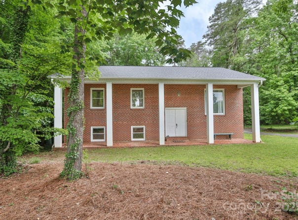 6414 Old US Hwy 421, East Bend, NC 27018