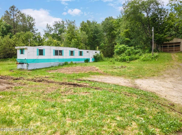 3852 State Route 85, Westerlo, NY 12193