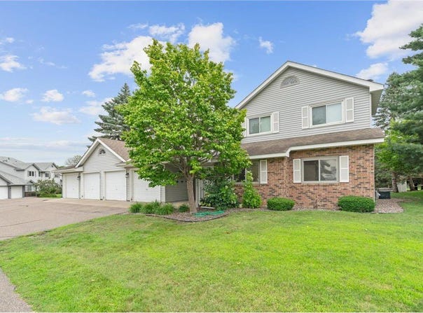 6241 Magda Drive, Maple Grove, MN 55369