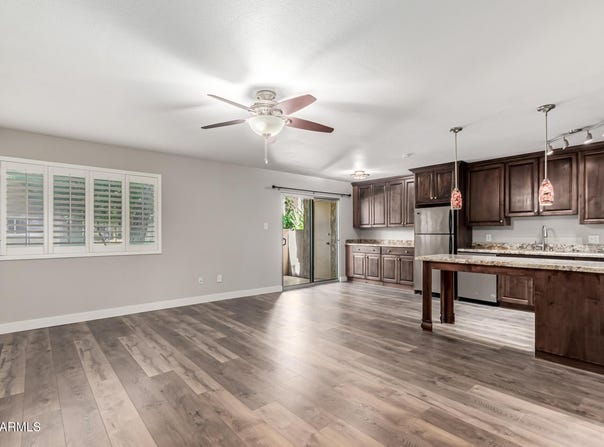 5525 E THOMAS Road, Phoenix, AZ 85018