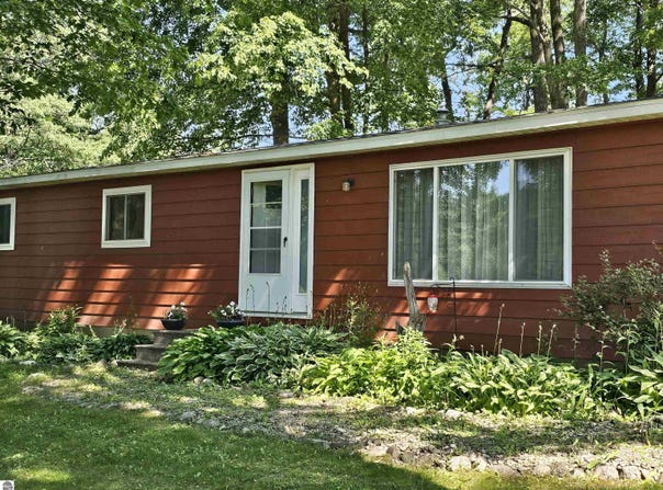 2665 Rose City Road, Lupton, MI 48635