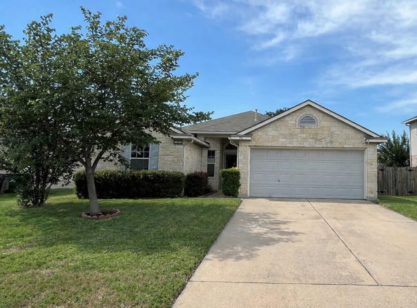 701 Los Robles Rd, Leander, TX 78641