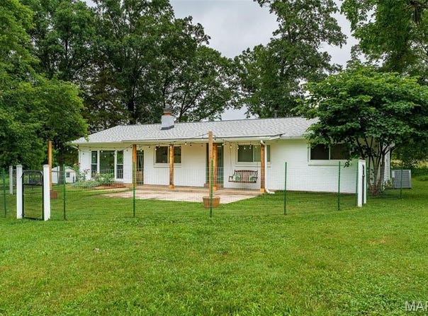 10107 Cannon Mines Road, Cadet, MO 63630