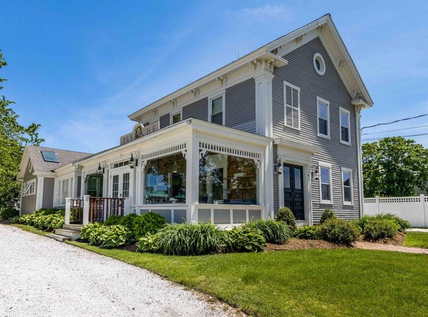8 South Street, Dennis Port, MA 02639