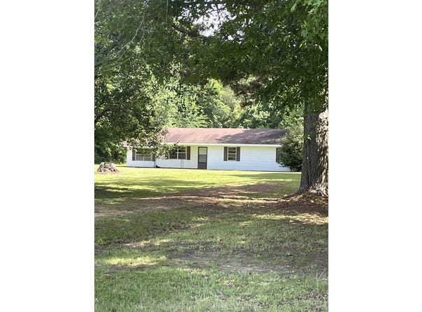 910 Jug Rd, Harrisonburg, LA 71240