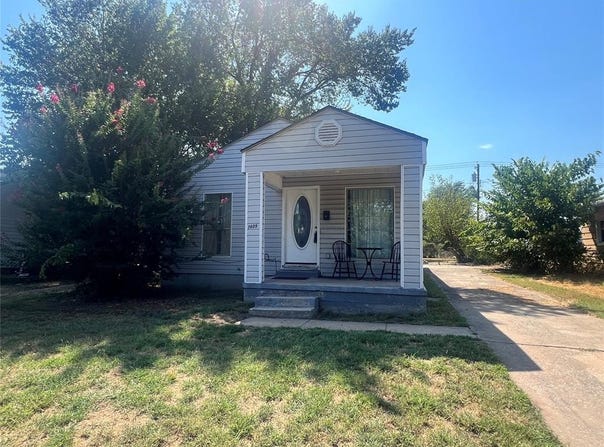 1409 N University Street, Seminole, OK 74868